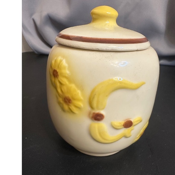 Vintage Hull Sunflower Ceramic Cookie Jar Decorative Kitchen Storage Container - Picture 1 of 6